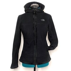 The North Face Amzy Fleece Hoodie